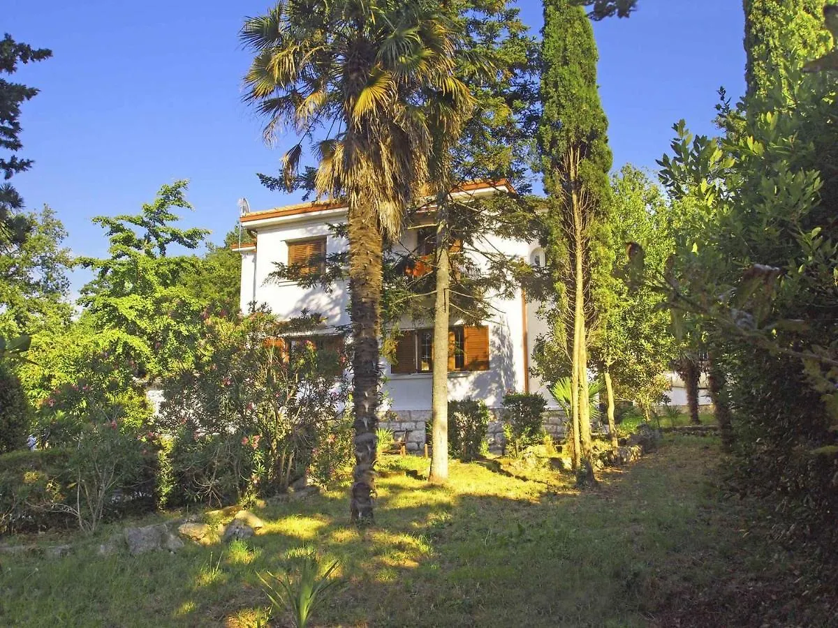 Apartment In Njivice/Insel Krk 38752  Njivice